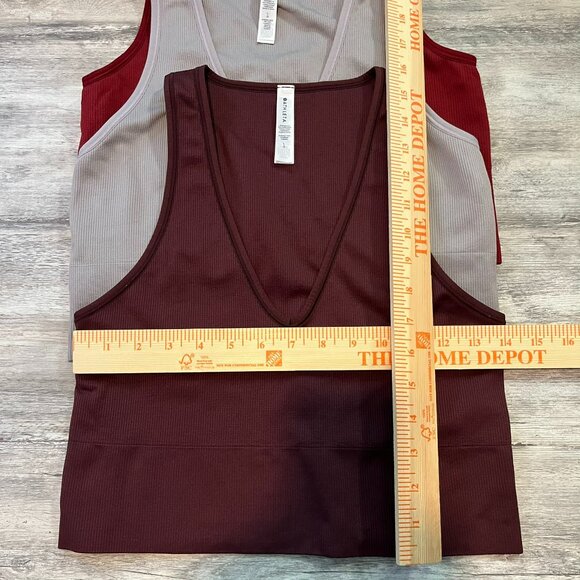 Set of 3! Athleta Aurora Seamless Crop Rib Tanks - Red, Wine, Lavender - Large - Picture 12 of 13